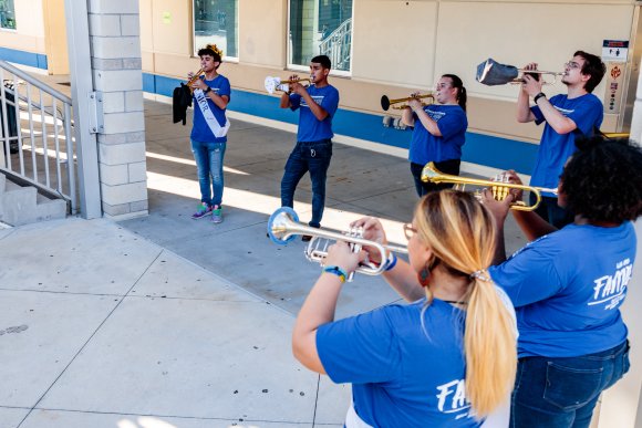 © Candid Memories By Ken Frazier