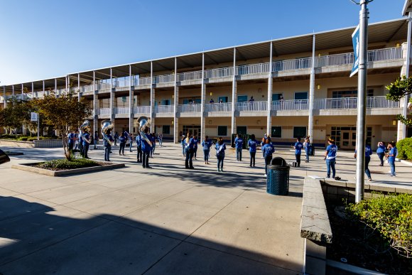 © Candid Memories By Ken Frazier