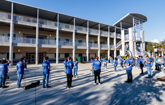 © Candid Memories By Ken Frazier