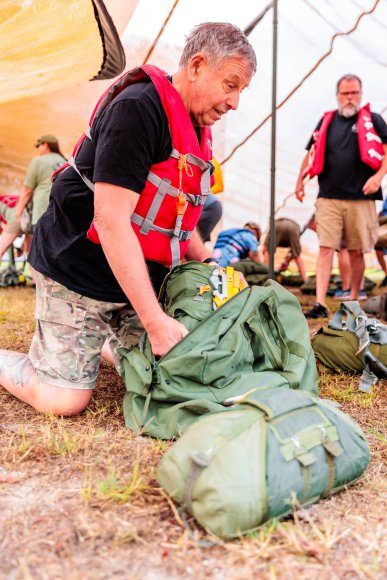 Â© Candid Memories By Ken Frazier