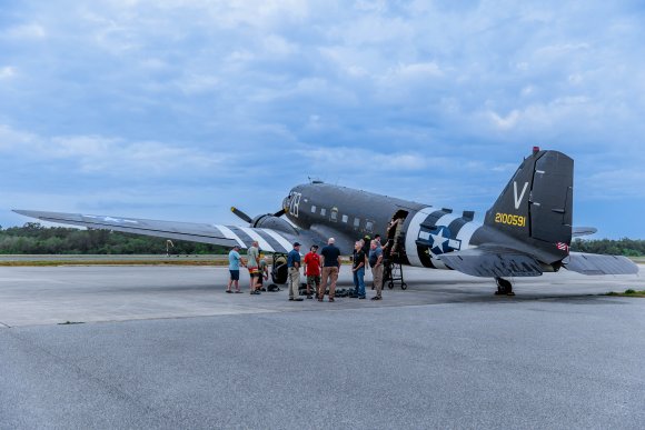 Â© Candid Memories By Ken Frazier