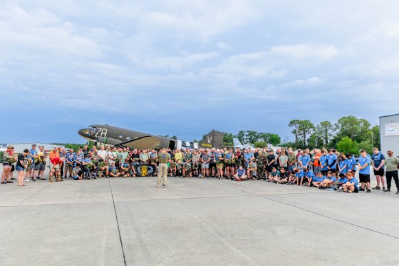 Â© Candid Memories By Ken Frazier