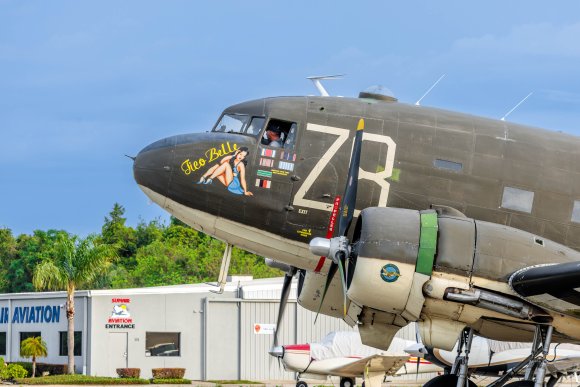 Â© Candid Memories By Ken Frazier