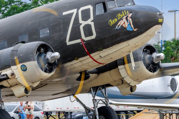 Â© Candid Memories By Ken Frazier