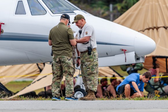 Â© Candid Memories By Ken Frazier