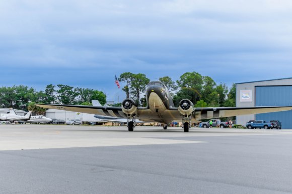 Â© Candid Memories By Ken Frazier