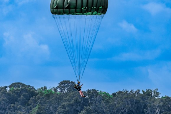 Â© Candid Memories By Ken Frazier