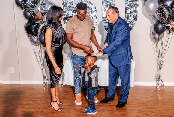 Â© Candid Memories By Ken Frazier