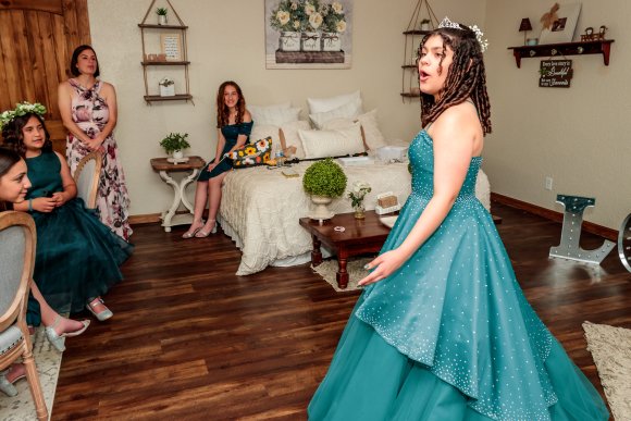 Â© Candid Memories By Ken Frazier