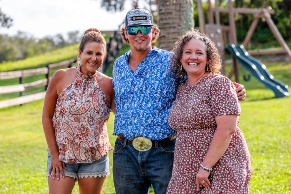 Â© Candid Memories By Ken Frazier