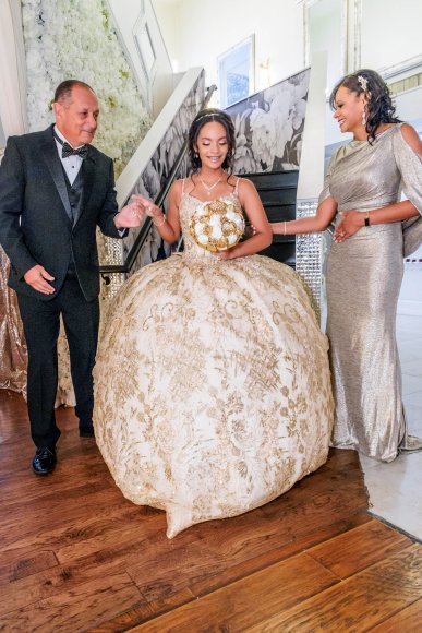 Â© Candid Memories By Ken Frazier