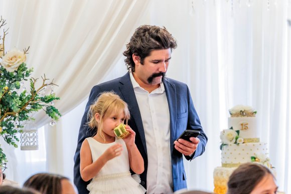 Â© Candid Memories By Ken Frazier