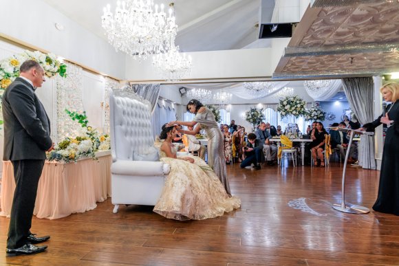 Â© Candid Memories By Ken Frazier