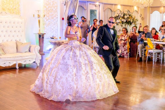 Â© Candid Memories By Ken Frazier