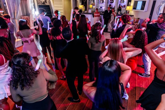 Â© Candid Memories By Ken Frazier