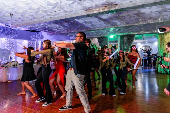 Â© Candid Memories By Ken Frazier