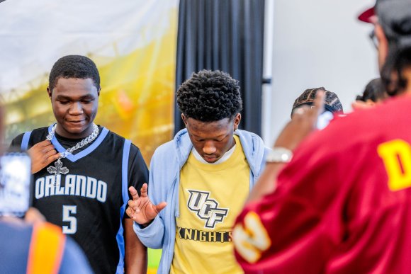 Â© Candid Memories By Ken Frazier