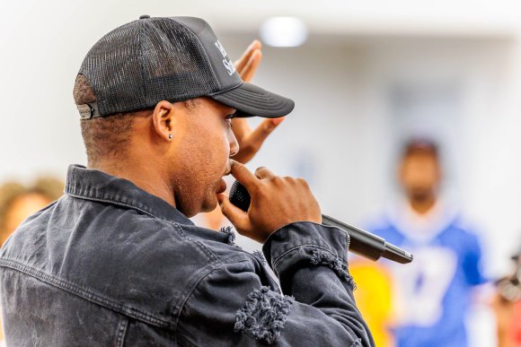 Â© Candid Memories By Ken Frazier