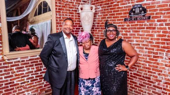 Â© Candid Memories By Ken Frazier