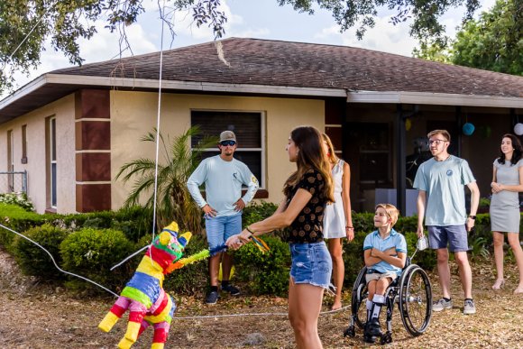 Â© Candid Memories By Ken Frazier