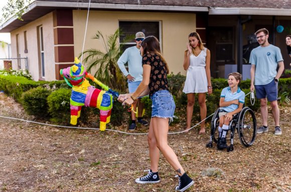 Â© Candid Memories By Ken Frazier