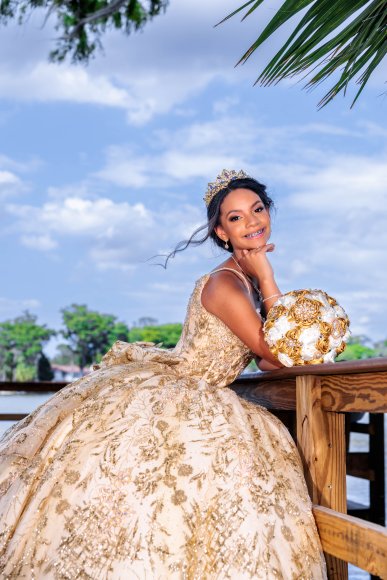 Â© Candid Memories By Ken Frazier