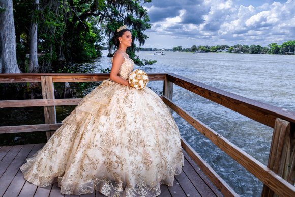 Â© Candid Memories By Ken Frazier