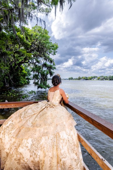 Â© Candid Memories By Ken Frazier