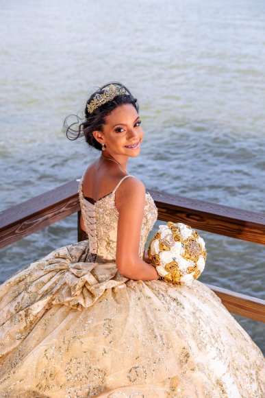 Â© Candid Memories By Ken Frazier