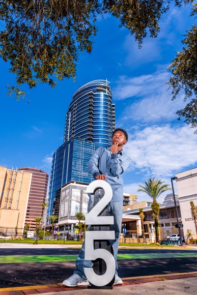 Â© Candid Memories By Ken Frazier