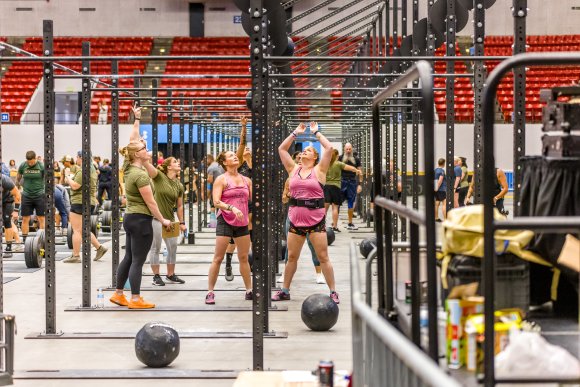 Â© Candid Memories By Ken Frazier