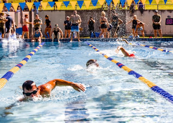 Â© Candid Memories By Ken Frazier