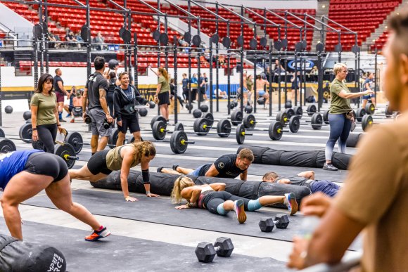 Â© Candid Memories By Ken Frazier