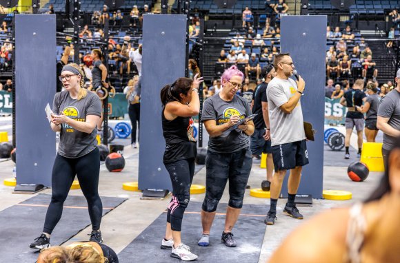 Â© Candid Memories By Ken Frazier