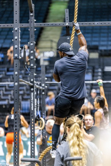 Â© Candid Memories By Ken Frazier