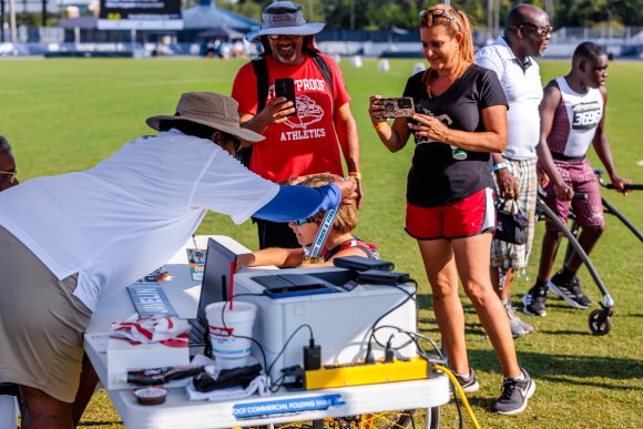 Â© Candid Memories By Ken Frazier