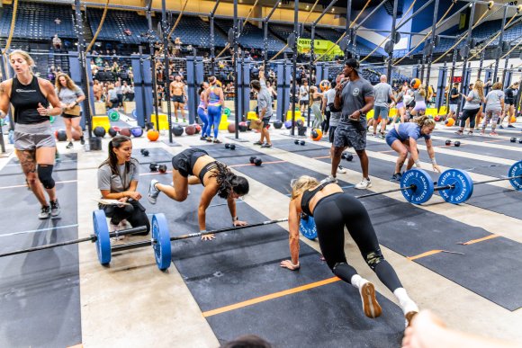 Â© Candid Memories By Ken Frazier