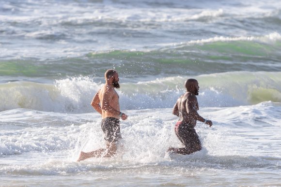 Â© Candid Memories By Ken Frazier