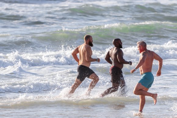 Â© Candid Memories By Ken Frazier