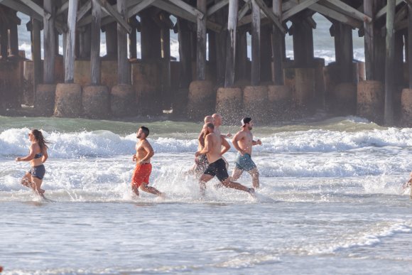 Â© Candid Memories By Ken Frazier