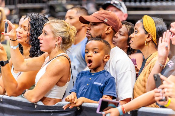 Â© Candid Memories By Ken Frazier