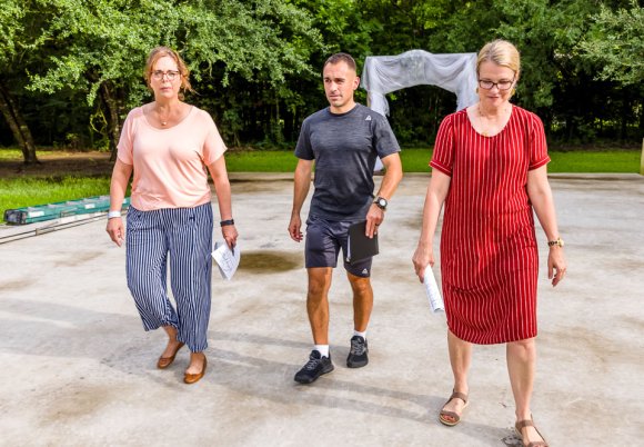 Â© Candid Memories By Ken Frazier