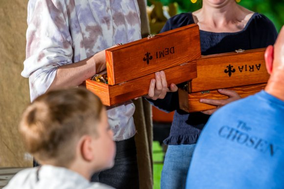 Â© Candid Memories By Ken Frazier