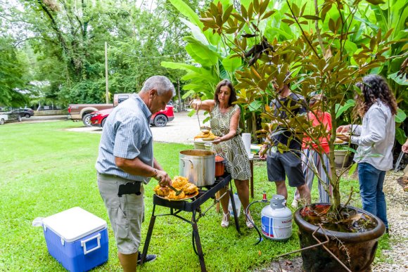 Â© Candid Memories By Ken Frazier