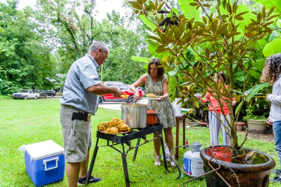 Â© Candid Memories By Ken Frazier