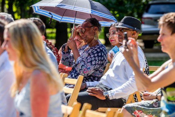 Â© Candid Memories By Ken Frazier