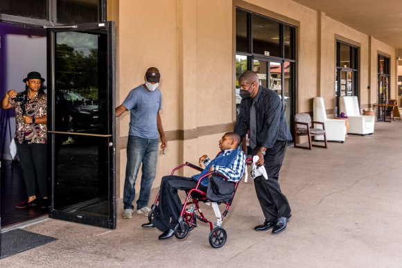 Â© Candid Memories By Ken Frazier