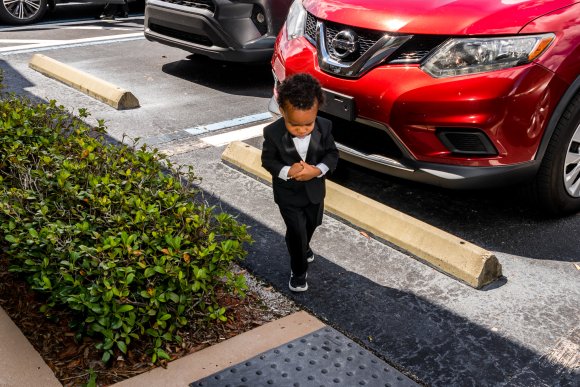 Â© Candid Memories By Ken Frazier