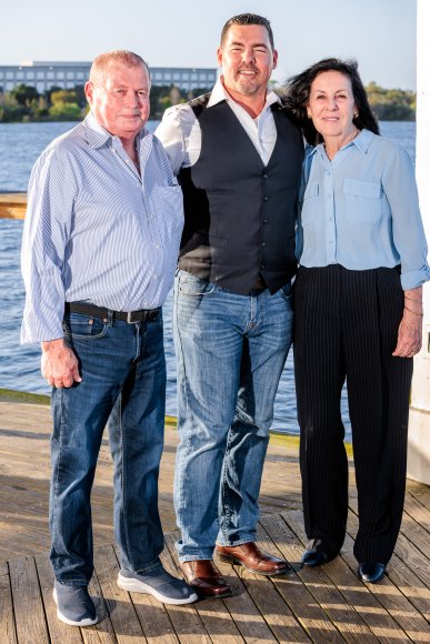 Â© Candid Memories By Ken Frazier